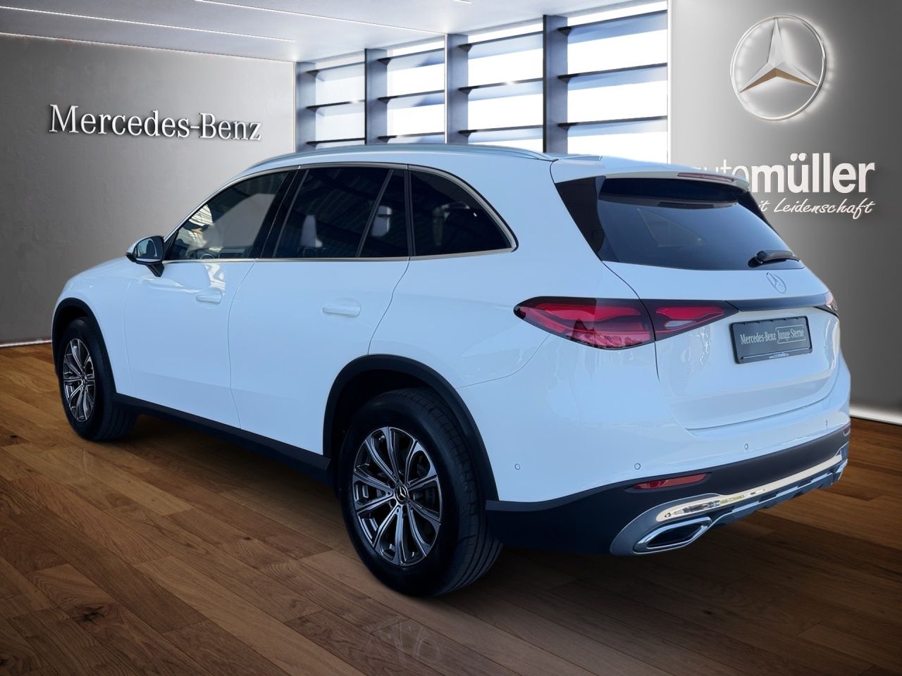 Fahrzeugabbildung Mercedes-Benz GLC 200 4M AVANTGARDE+AHK+FERNL.ASS+NAVI+LED+SHZ