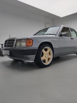Mercedes-Benz Vollrestauriert | Automatik | Leder - Mercedes-Benz 190 in Gelsenkirchen