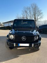 Mercedes-Benz G 400 d - AMG line - schwarz/schwarz - Mercedes-Benz G 400 aus 2021
