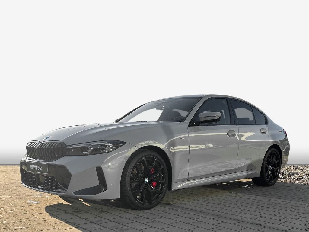 Image of BMW 330