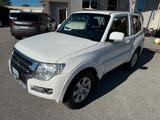 Mitsubishi Pajero 3.2 DI-D 16V aut. 3p. Involve  - gebrauchte Mitsubishi Pajero aus dem Jahr 2016
