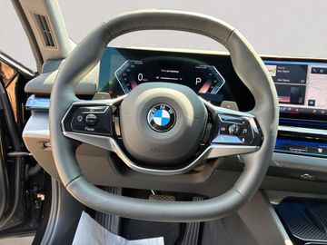 BMW 520 - 12