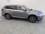 Mitsubishi Outlander Diamant Edition 2WD - Mitsubishi Gebrauchtwagen in Magdeburg