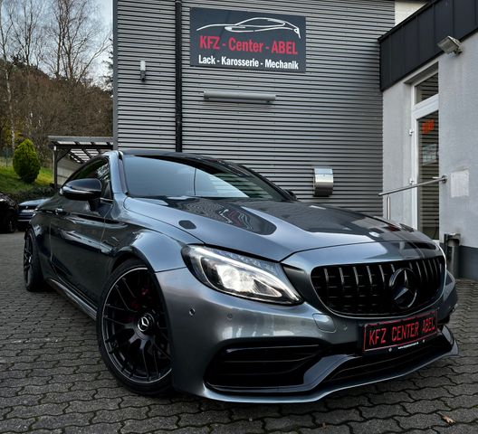 Mercedes-Benz C 63 AMG COUPÉ *LED/KAMERA/PARKPILOT*