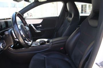 Mercedes CLA 200 Shooting Brake - 9