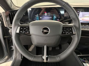 Fotografie 16 des Opel Astra 1.2 Turbo Hybrid 48 V GS