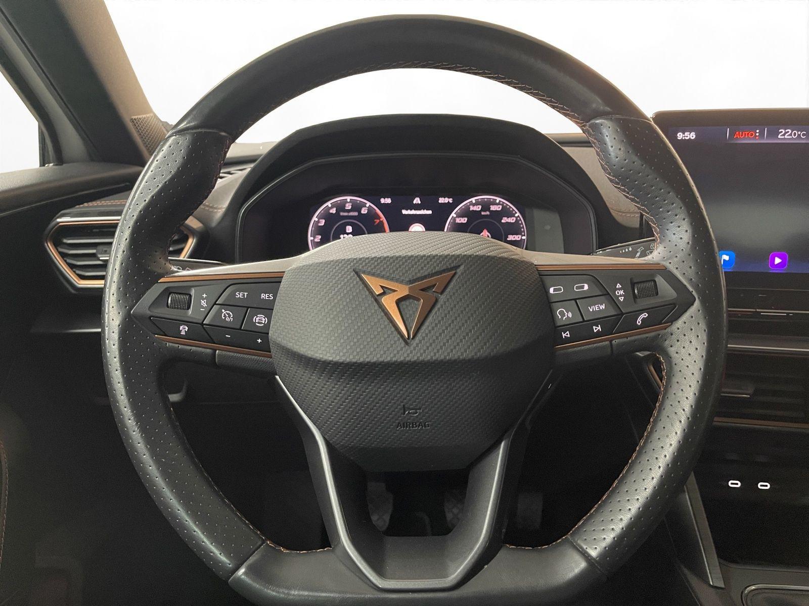 Cupra Formentor 1.5 TSI AHK LED LM 18" Navi PDC+RFK AC