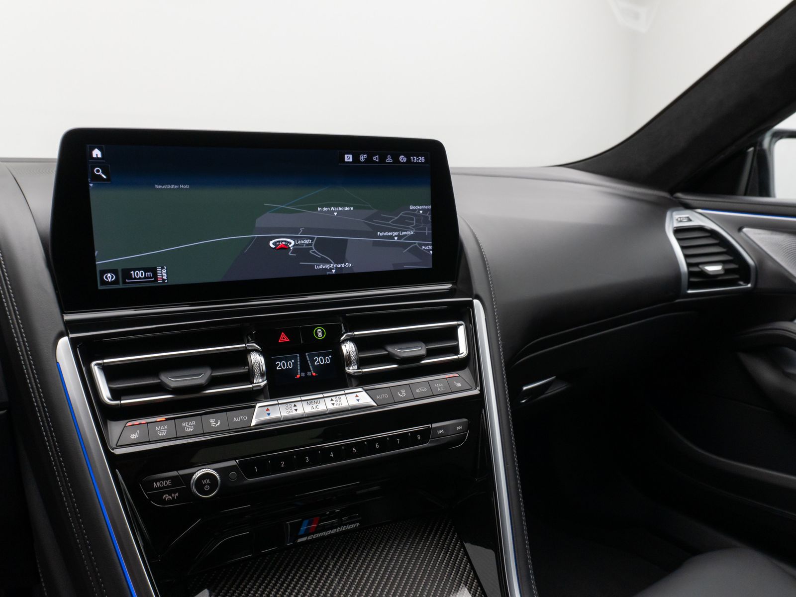 Fahrzeugabbildung BMW M8 Competition xD Gran Coupé SoftCL 360°TV Laser