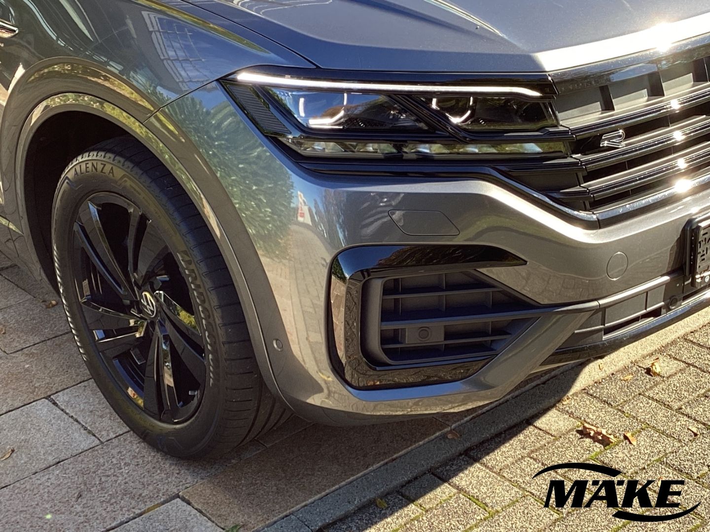Touareg R-Line 3.0 TDI DSG 4m PD LUFTFED LEDER