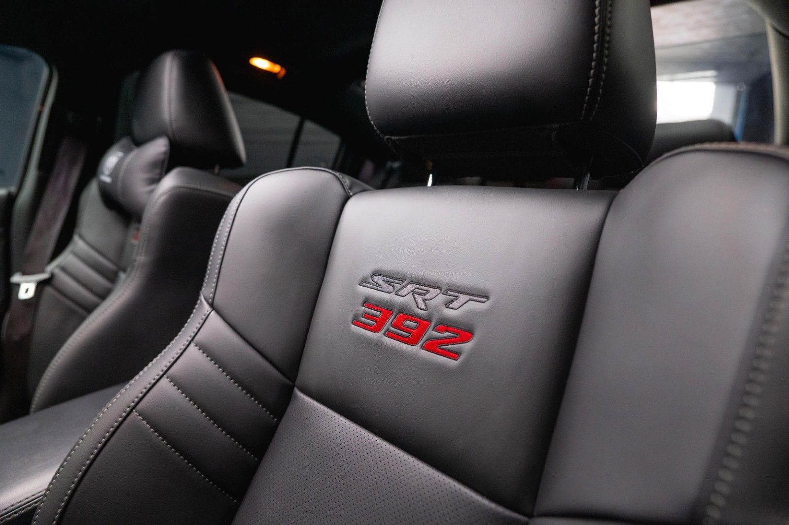 Fahrzeugabbildung Dodge Charger 6.4 V8 SRT 392 SCAT PACK Performance LED