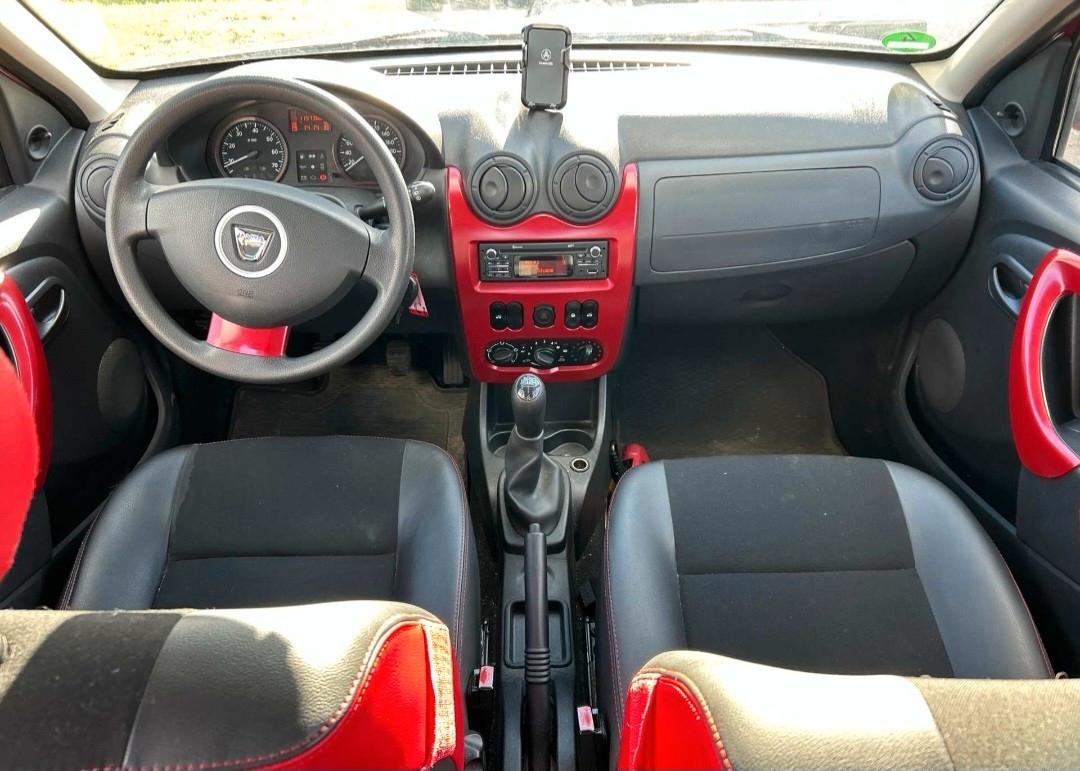 Dacia Sandero 2012 — photo 8