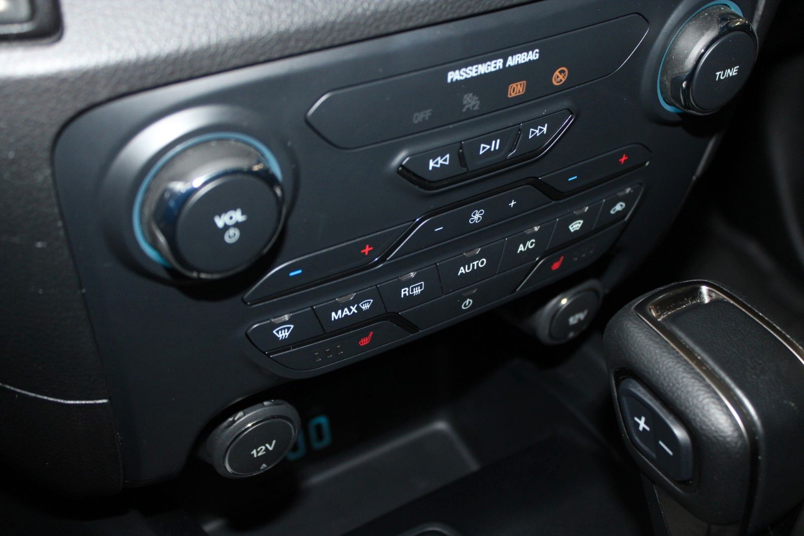 Fahrzeugabbildung Ford Ranger Wildtrak Aut. AHK LED CAM ACC STDHZ ParkA