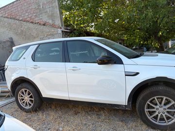 Land-Rover Discovery Sport - 8