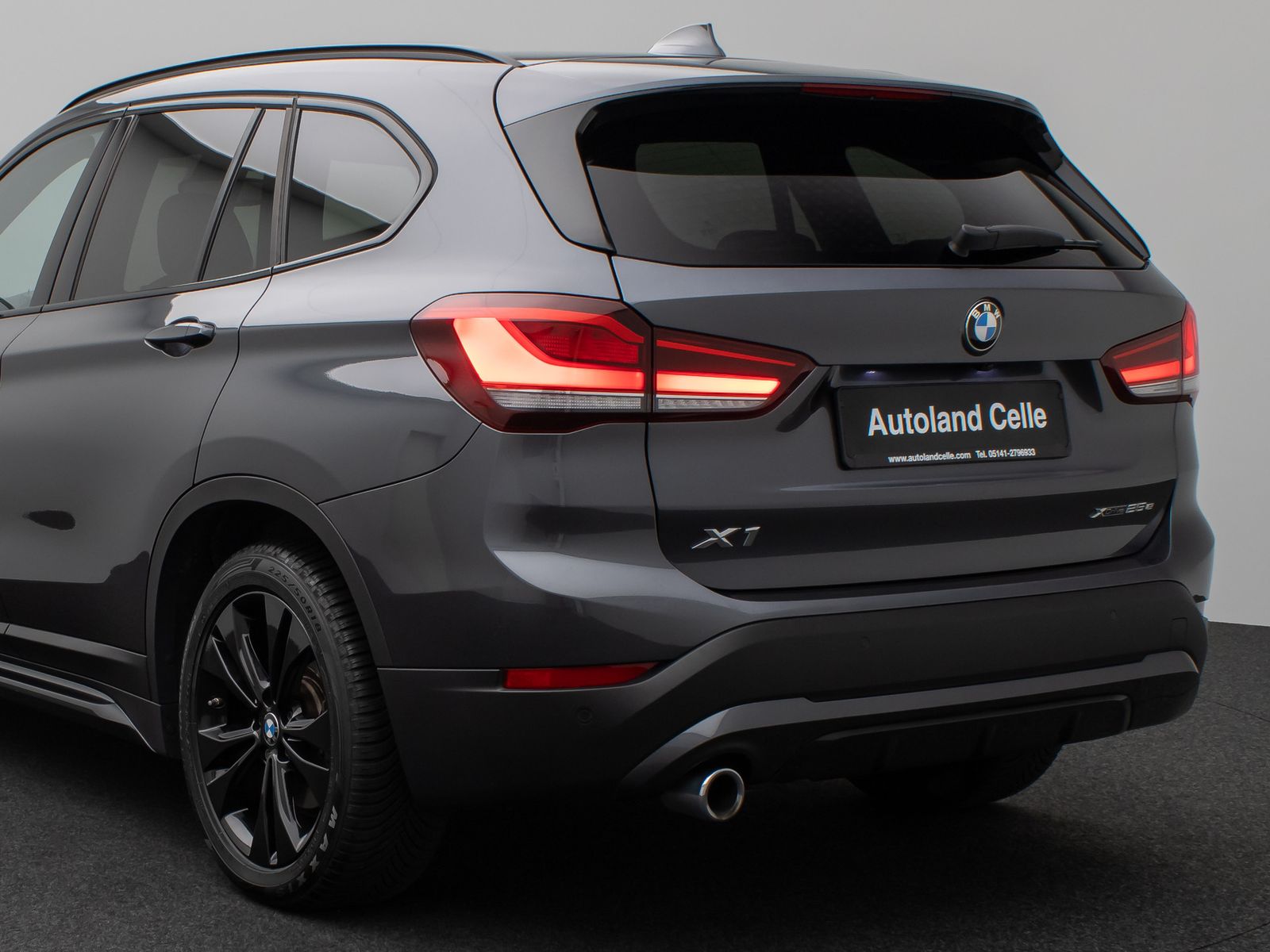 Fahrzeugabbildung BMW X1 xD25e SportLine Kamera HUD DAB Komfort 18Zoll