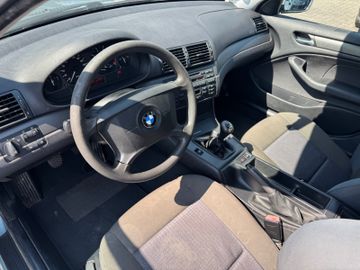 BMW 318 - 8