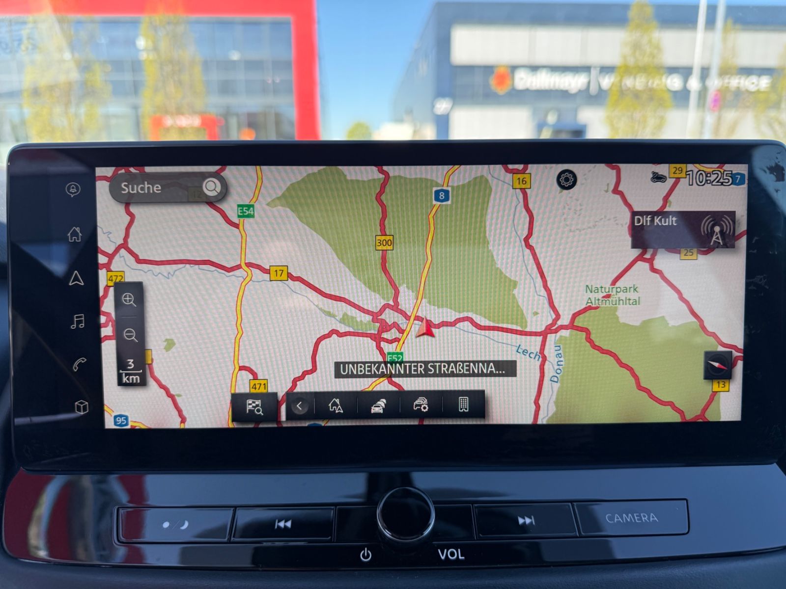 Fahrzeugabbildung Nissan Qashqai N-Connecta 360° Kamera, Navi, Winterpa.