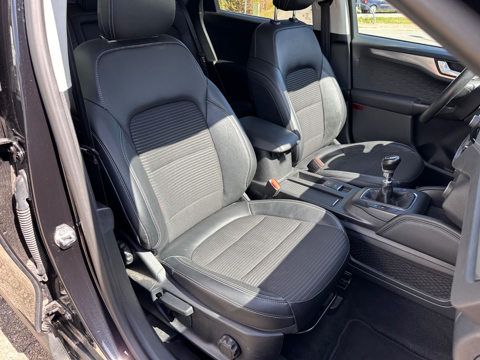 Fahrzeugabbildung Ford Kuga 2.0 EcoBlue Titanium X AHK/Navi/ACC/eHeck