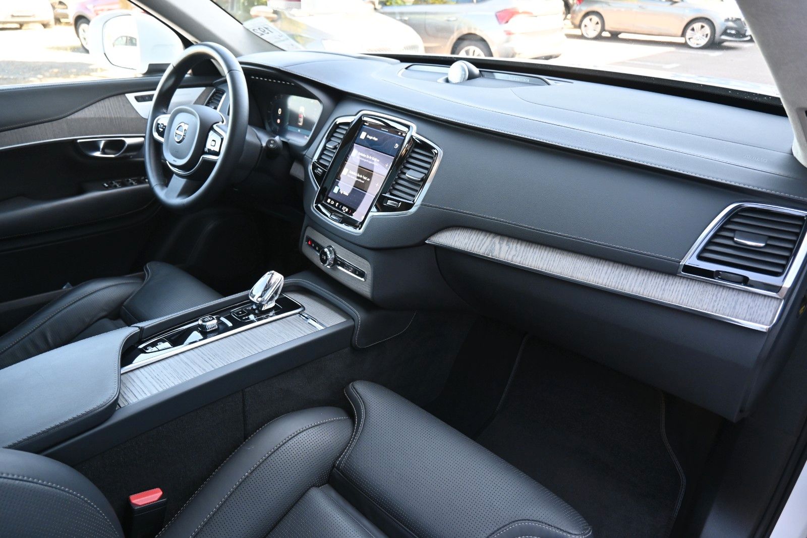 Fahrzeugabbildung Volvo XC90 B5 AWD Ultimate Bright*LED*PANO*LUFT*STHZ