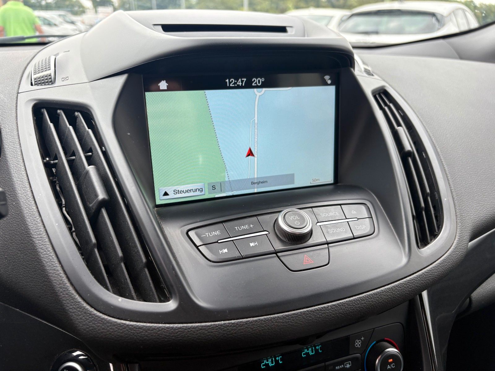 Fahrzeugabbildung Ford Kuga 2.0 TDCi 4x4 ST-Line Aut. Navi Leder Xenon