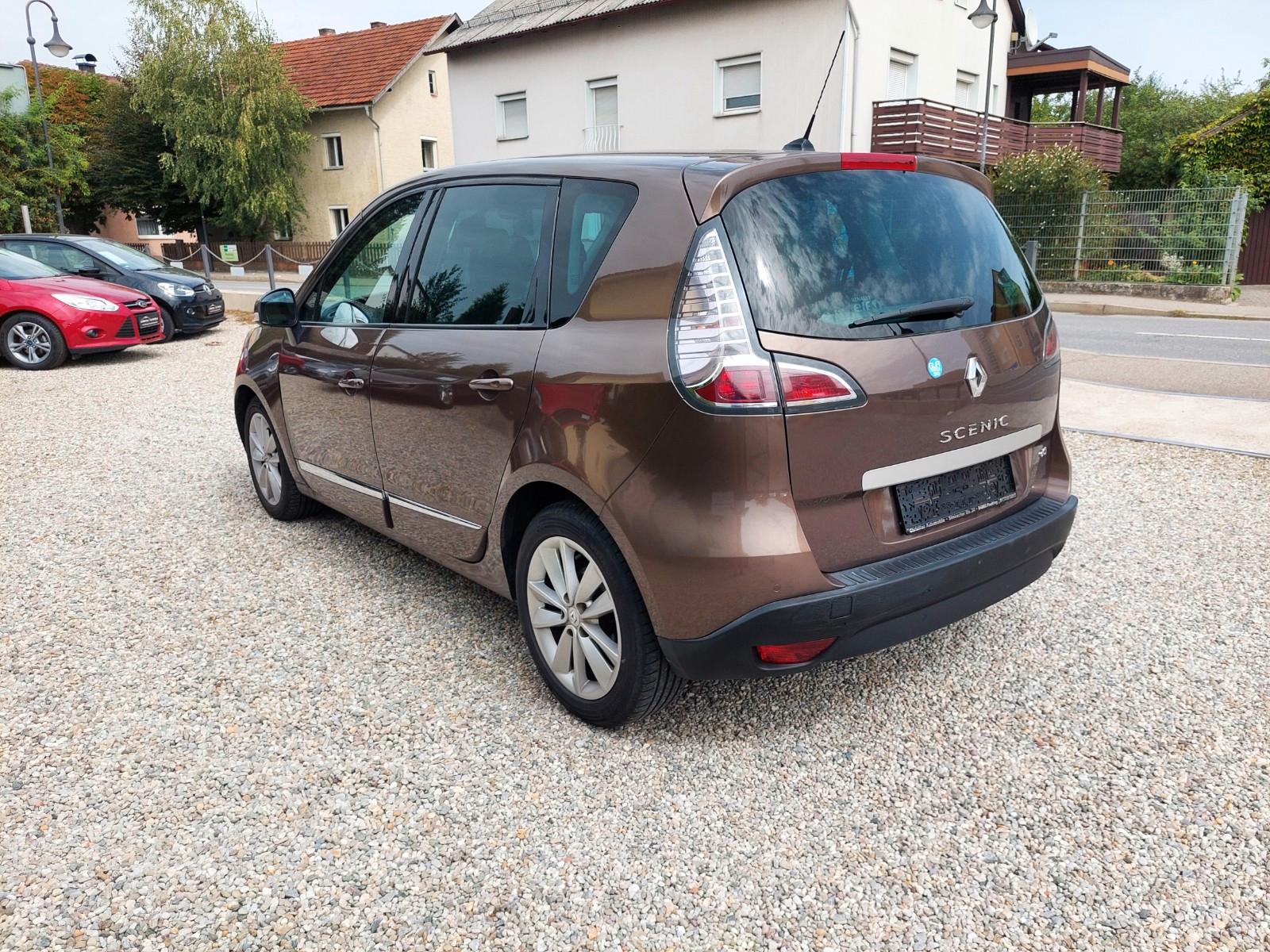 Renault Scenic 2012 — photo 7
