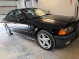 BMW e36 318i (Oldtimer) - BMW 318: E36