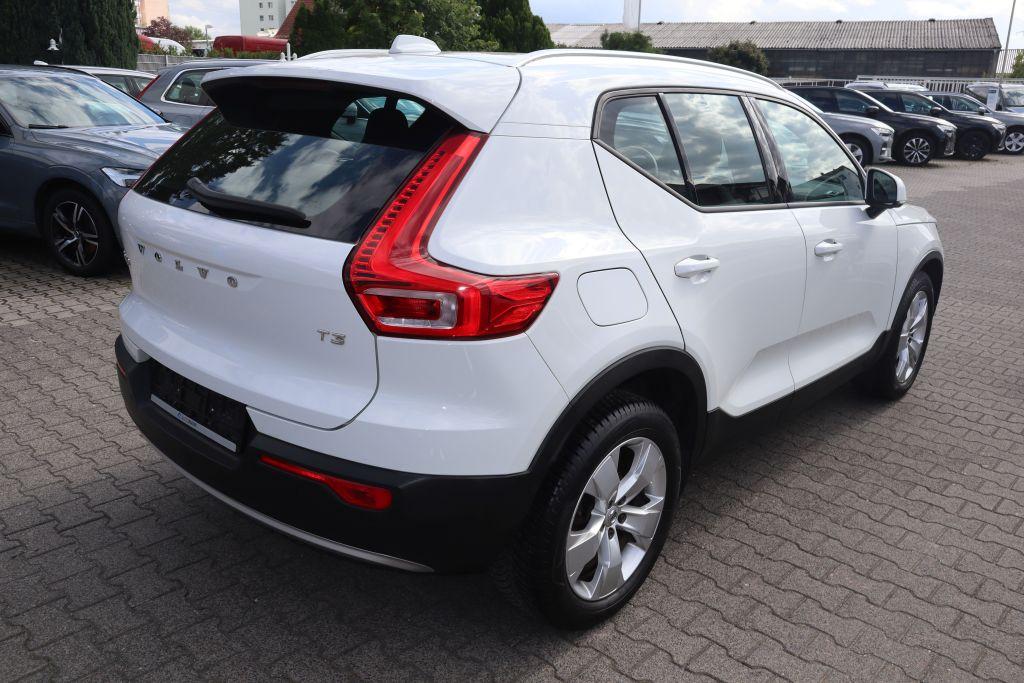 Volvo XC40 T3 Momentum Pro|NAVIGATION|R-CAM|PDC|