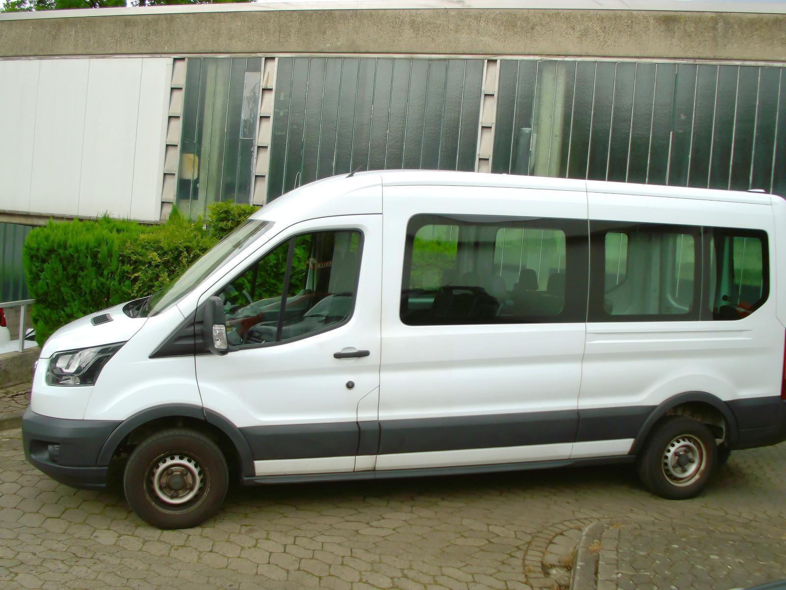 Ford Transit Kombi 310 Lang L3/H2 9-Sitzer/Klima/1.Hd