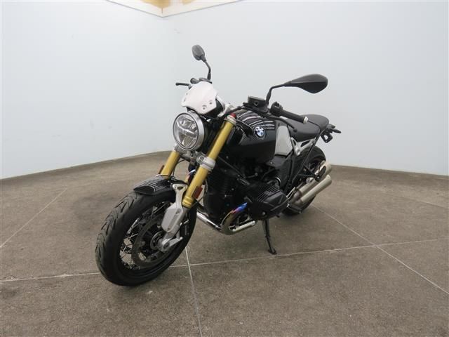 BMW R nineT