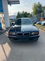 BMW 740 - BMW 740 aus 1998