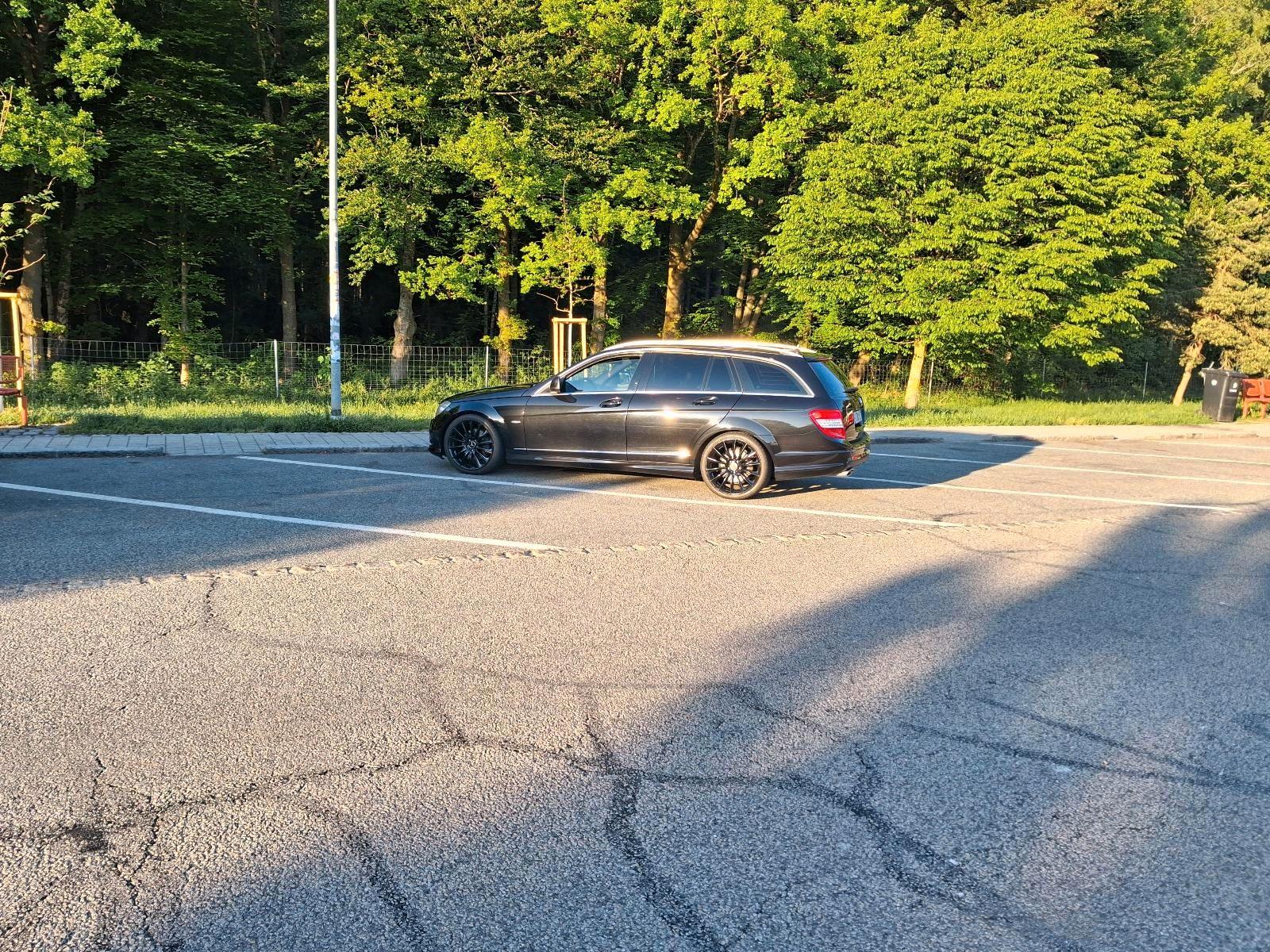Mercedes-Benz 280 2008 — photo 14