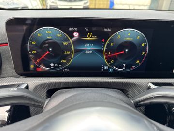 Bild 11 Mercedes-Benz A 180 A180 AMG LED Kamera MBUX PDC Teilleder