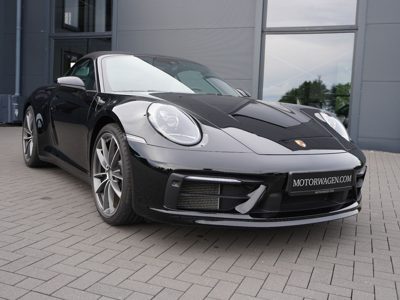 PORSCHE 992 Carrera Cabriolet