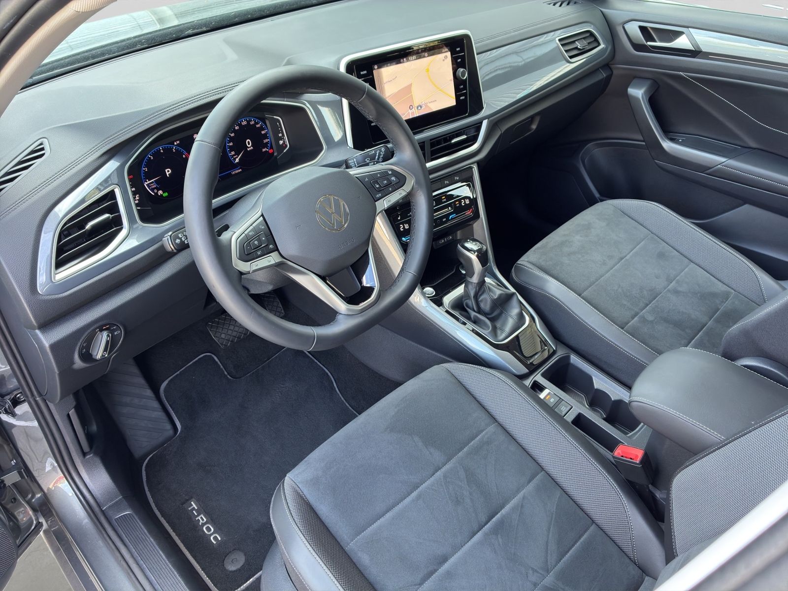 T-Roc 1.5 TSI DSG STYLE *LED+*KEYLESS*IQ.DRIVE*
