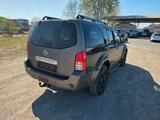 Nissan Pathfinder 2.5 dCi Premium - gebrauchte Nissan Pathfinder aus dem Jahr 2006