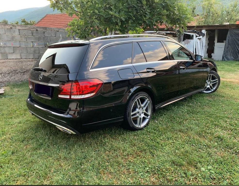 Mercedes-Benz E 300