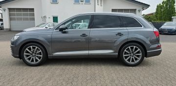 Audi Q7 - 8