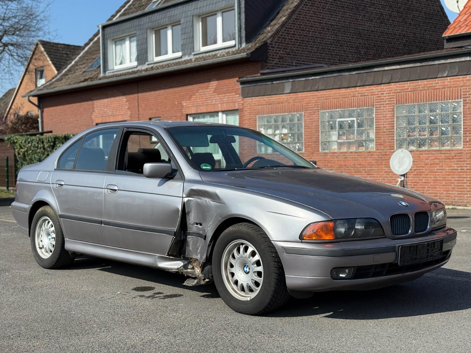 BMW 523i E39 **UNFALL**EXPORT**GEWERBE**