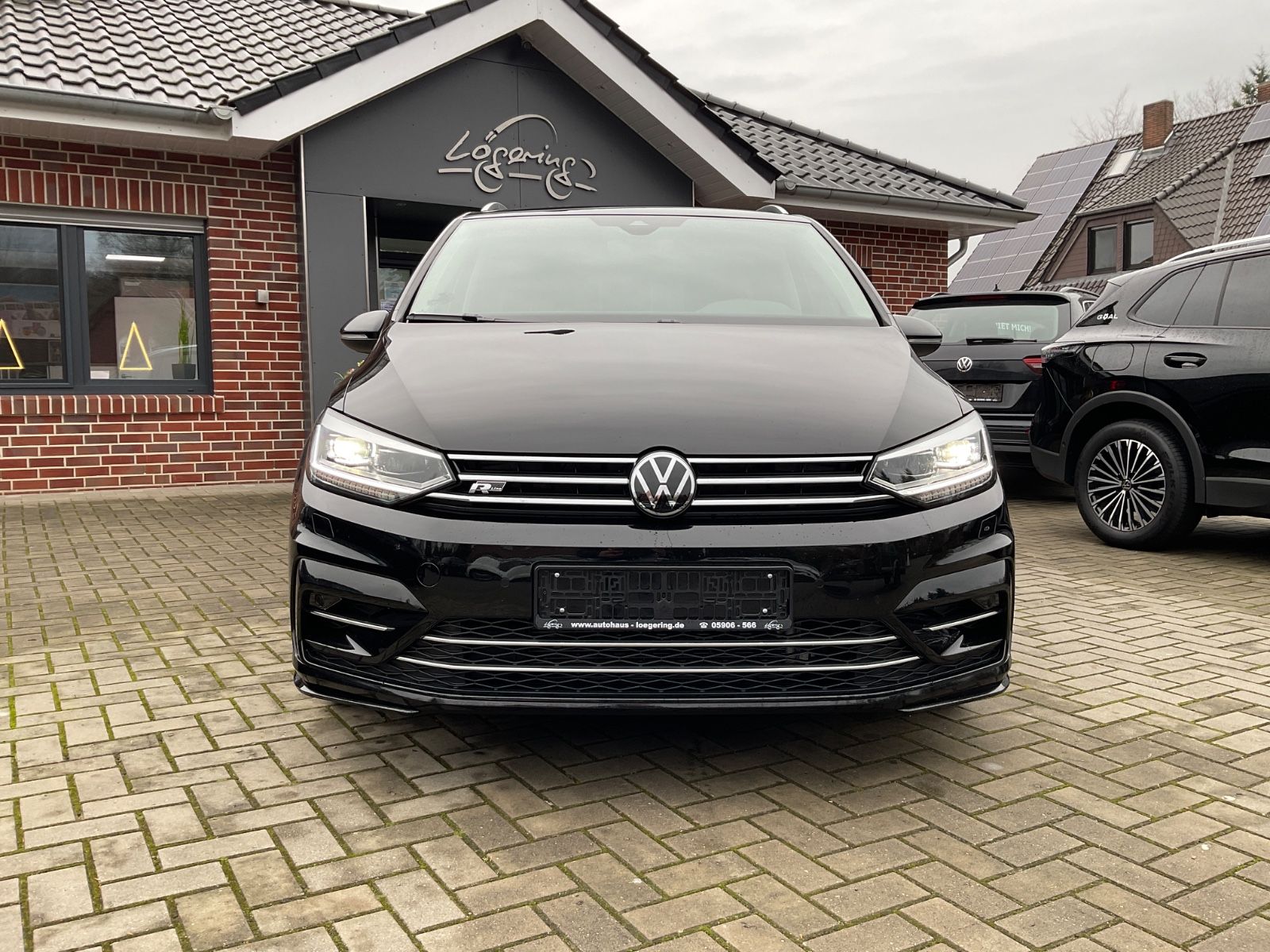 Fahrzeugabbildung Volkswagen Touran 1.5 TSI DSG,R Line,Navi,Kamera,LED,ACC