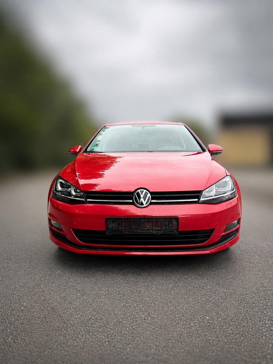 Volkswagen Golf VII , bis 36 Monate Garantie , Navi ,