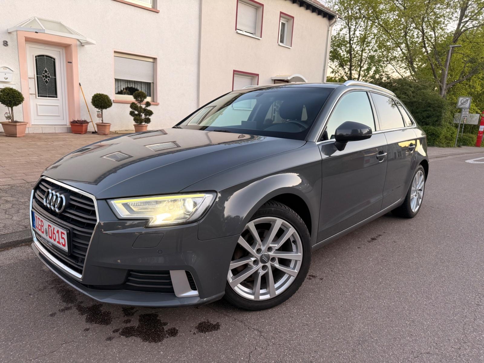 Audi A3 2.0 TDI*Sportback*Sport*NAVI*XENON*PDC*SHZ*