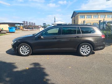 Volkswagen Passat Variant - 5