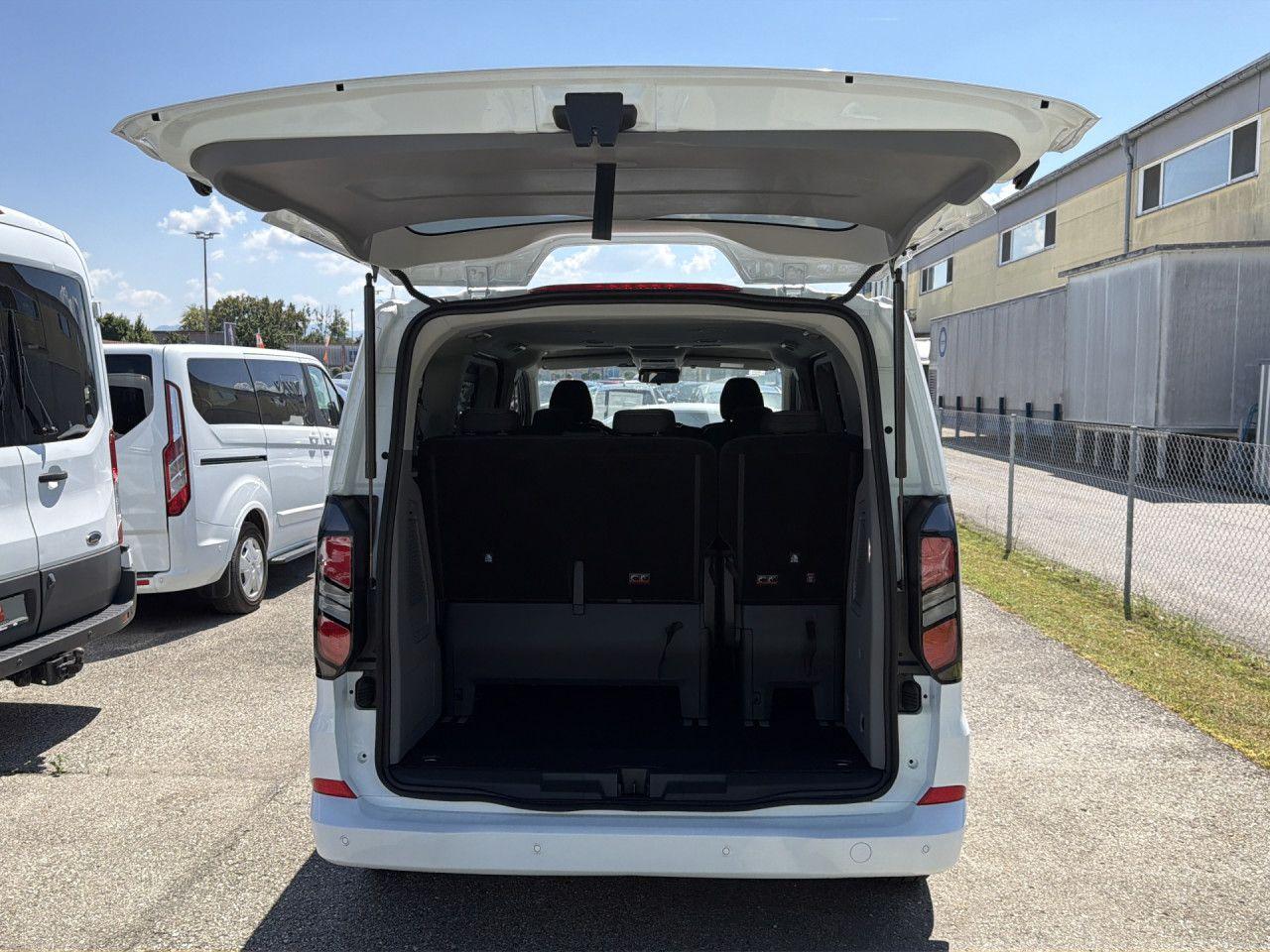 Ford Tourneo Custom Titanium L1 170PS Automatik Navi