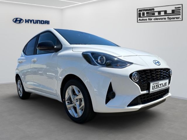 Fahrzeugabbildung Hyundai i10 FL (MJ24) 1.0 Benzin M/T Trend Komfortpaket