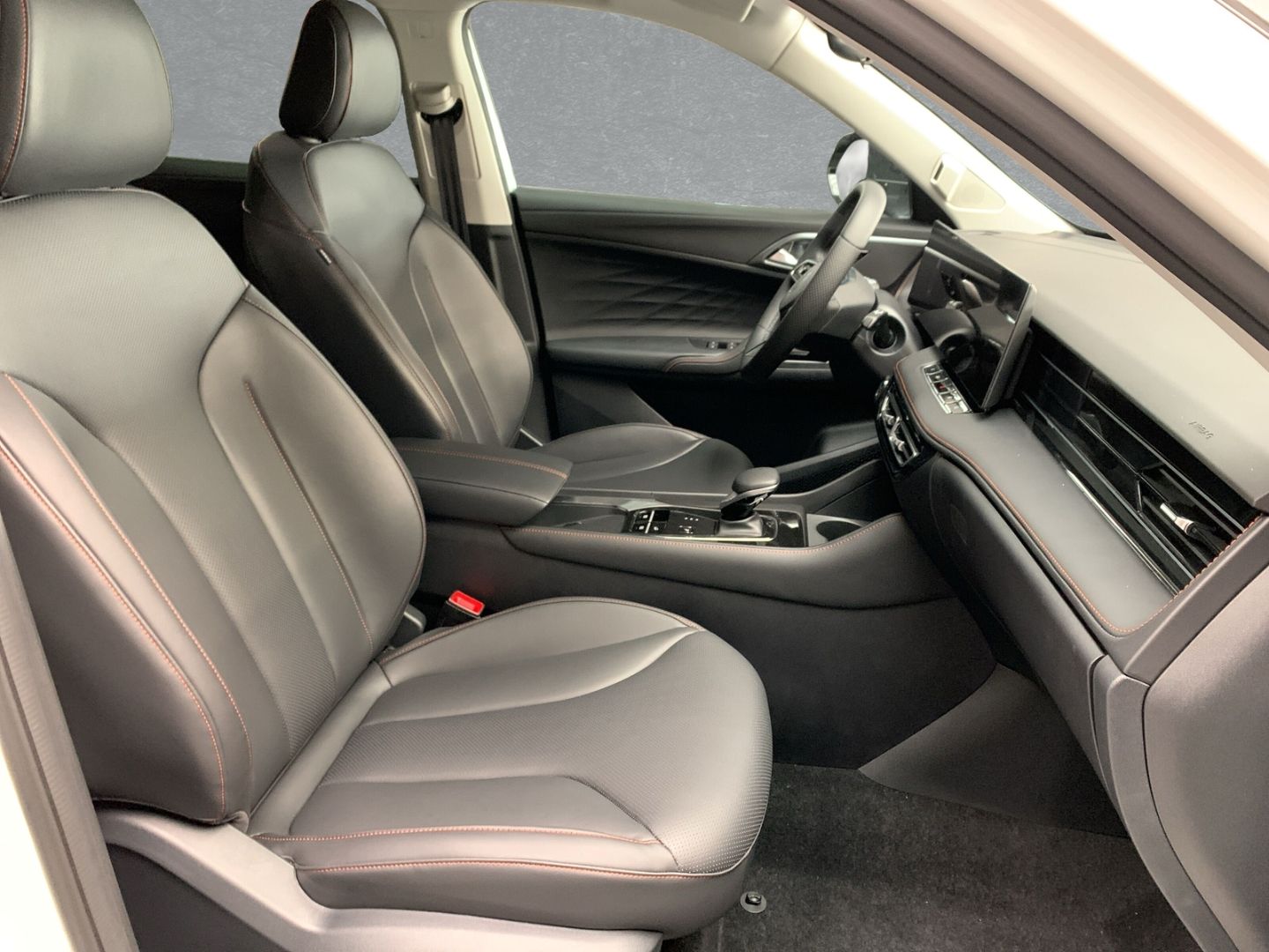 MG EHS PHEV Luxury MY24 360° Kamera SHZ Navi MG Pil imagem 3
