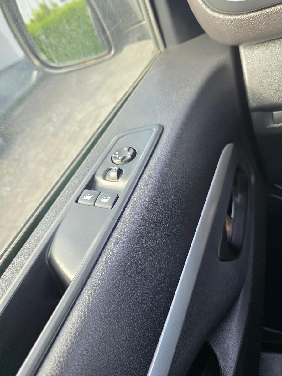Peugeot Expert Asphalt L2 Automatik (2 x Schiebetür)