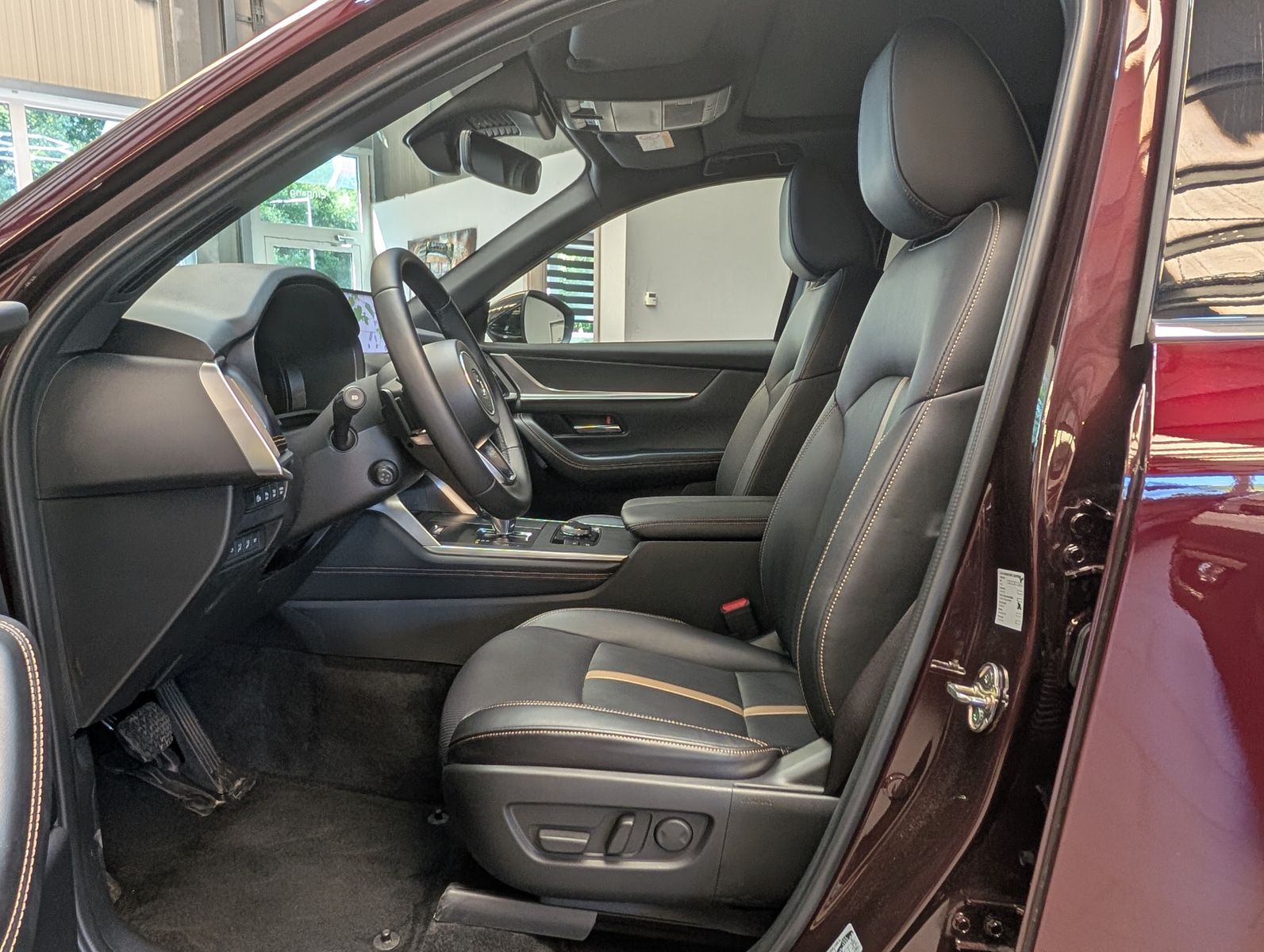 Fahrzeugabbildung Mazda CX-80 3.3L Homura PlusPANO*HUD*BOSE*NAPPA*7SIT
