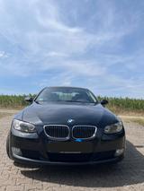 BMW 330i Coupé, E92 - Automatik, TÜV bis 02/2027 - BMW 330 aus 2007: Coupé