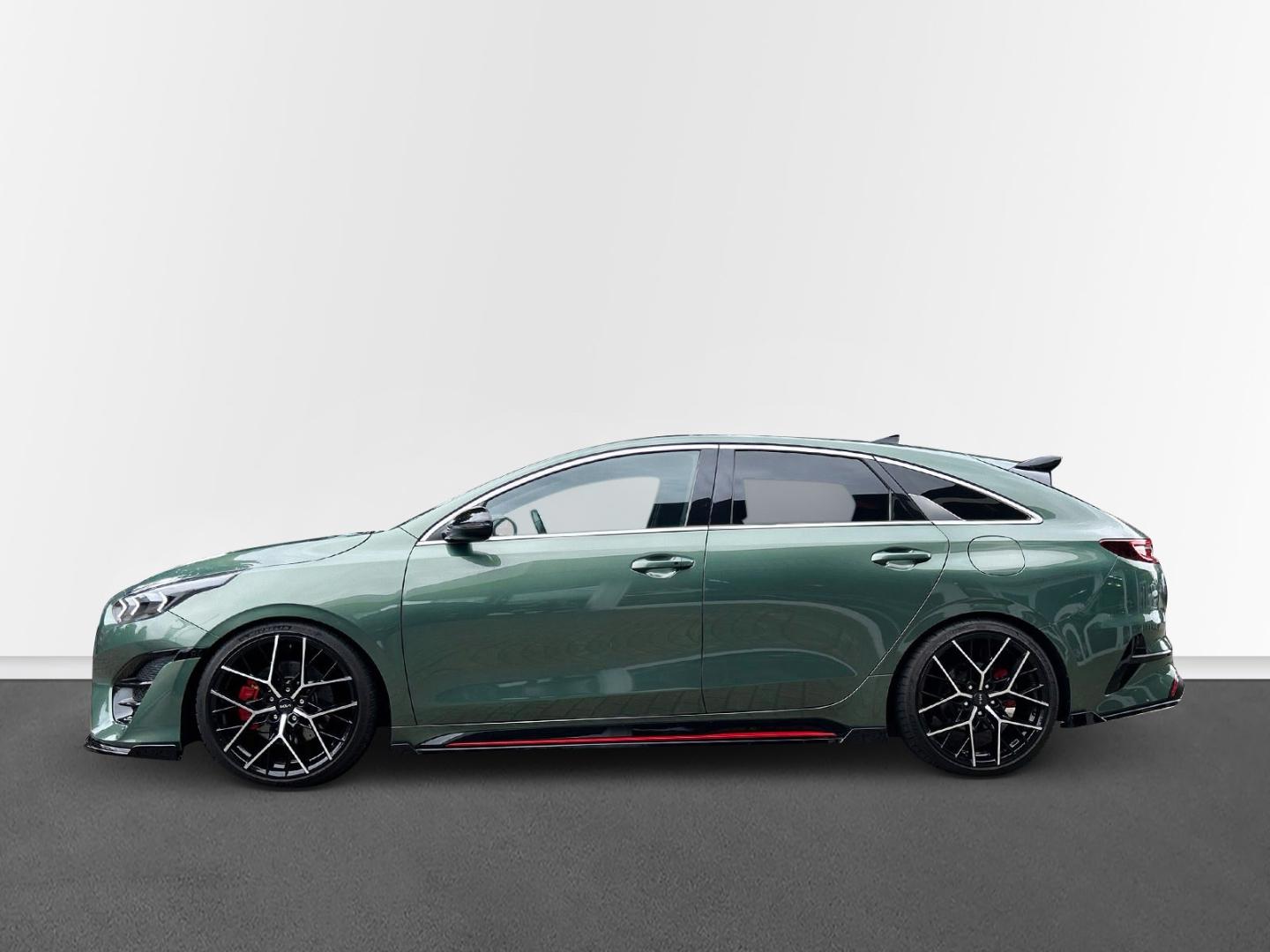 Kia ProCeed 1.6 T-GDI, GT, Bastuck, Sonderumbauten