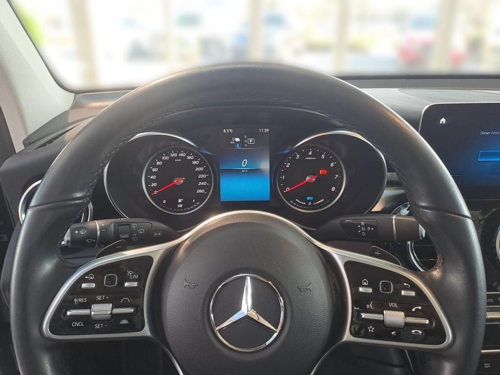 Fahrzeugabbildung Mercedes-Benz GLC 300 e 4M AHK Navi LED SHZ Kamera RDK Sport