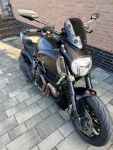 Ducati Diavel Carbon  1200 - Offers matching your search criteria